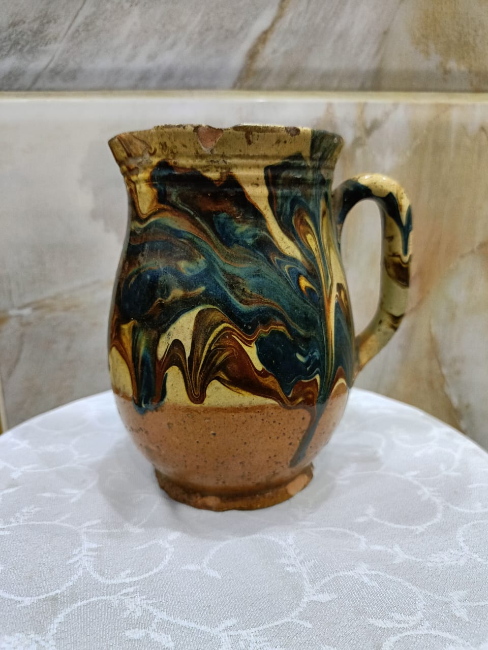 إناء فني رسم أصلي