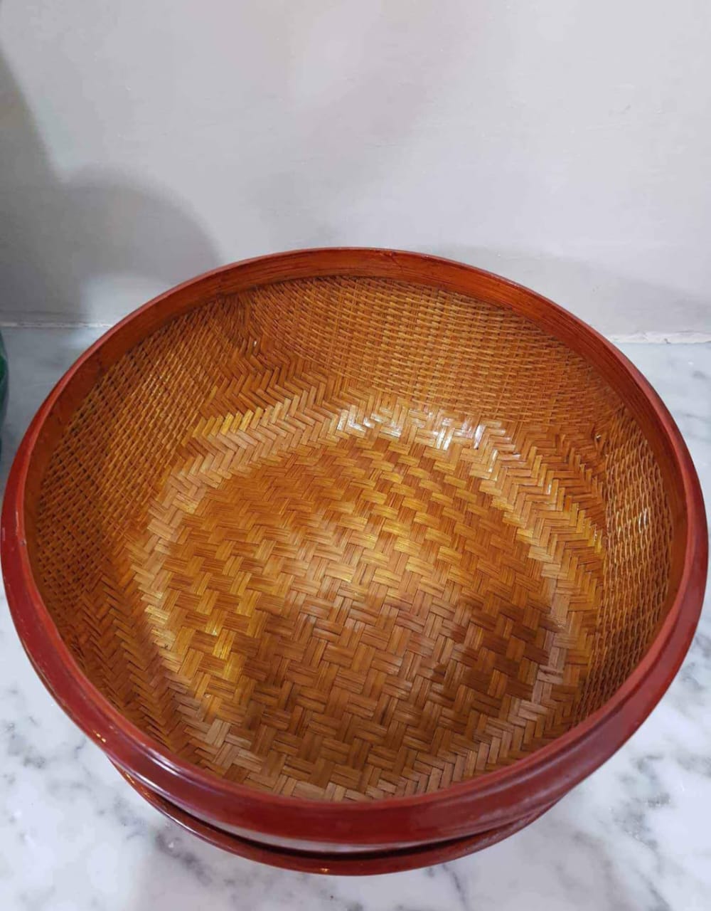 علبة من خيزران قطرها 26cm
