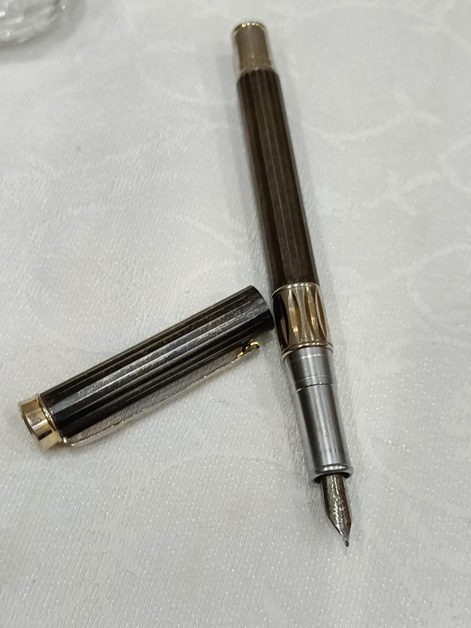 Stylo plume ريشة ذهب 14k
Or 14k