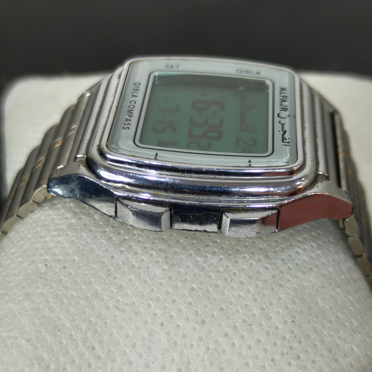 Montre alfajr quartz original 
40mm
Prix 11000