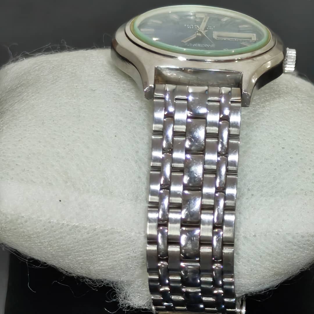 Montre Radiant blumar automatique original 
38mm
Prix 13000
