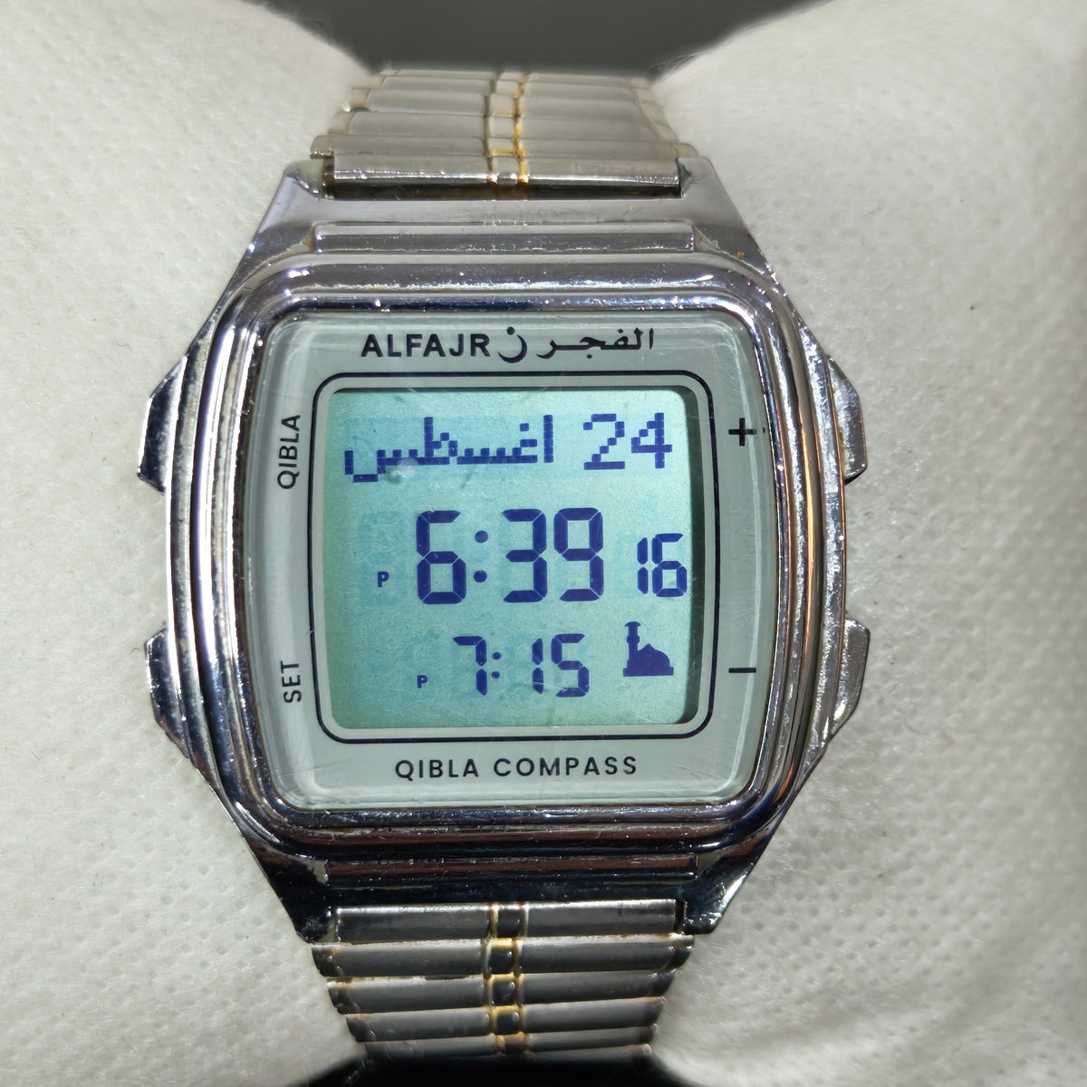 Montre alfajr quartz original 
40mm
Prix 11000