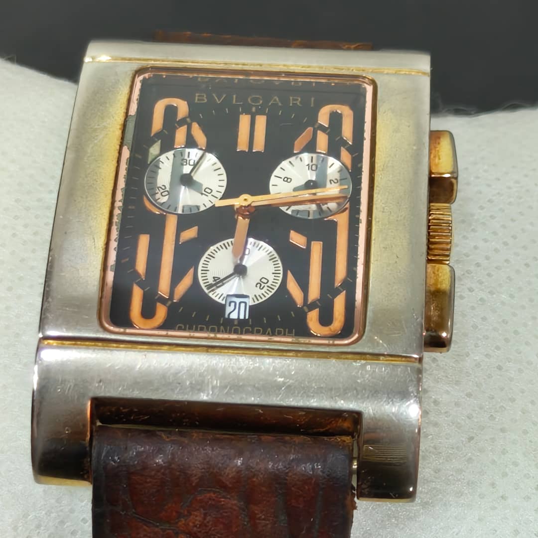 Montre bvolgari chronographe Quartz original /  ربع ملاين ونص
40mm
Prix 45000