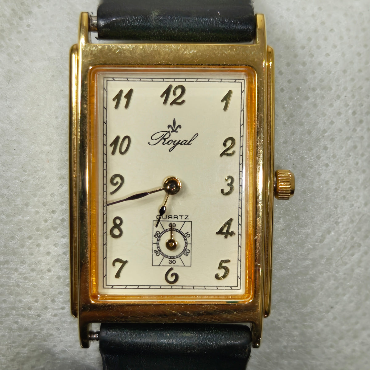 Montre royal Quartz original 
38mm