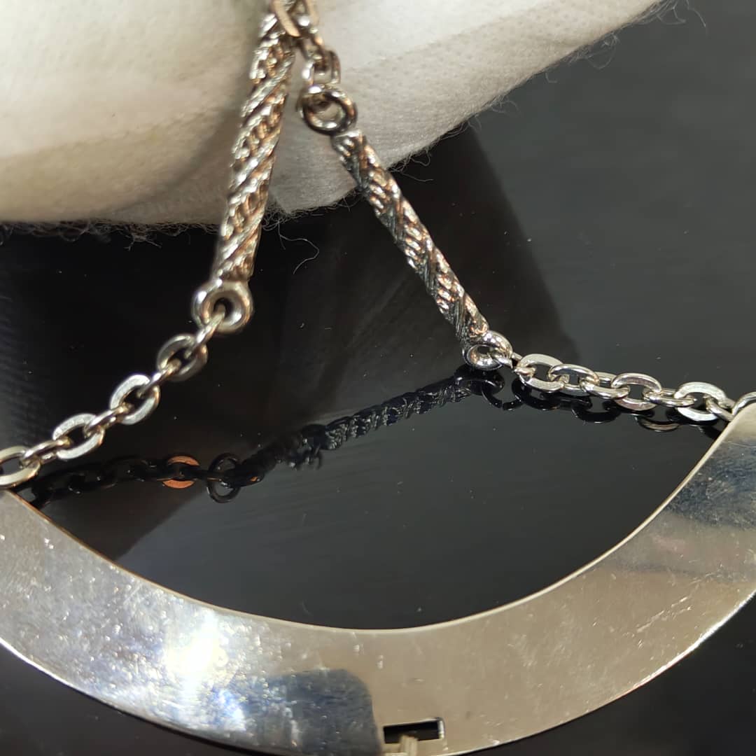سلسلة acier inoxydable 
طول مغلق 18cm