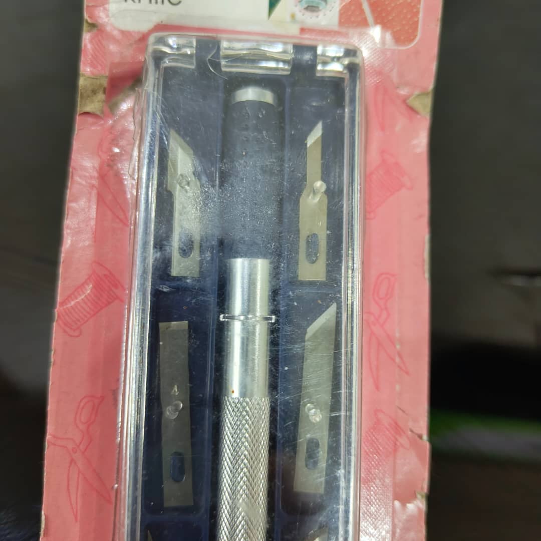 أداة تقطيع جديدة
طول 21cm