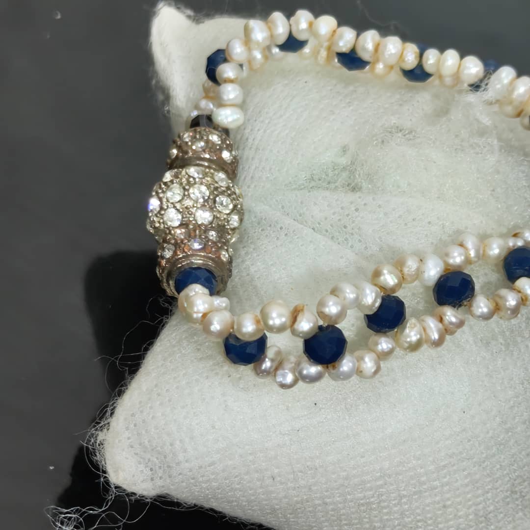 سوار نسائي بالجوهر حر 
طول 19mm
Prix 4500