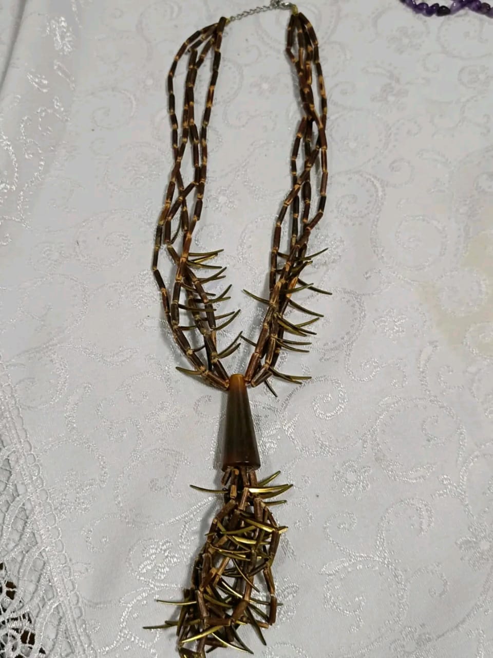 عقد بخرتيت عطر
طول مغلق 30cm