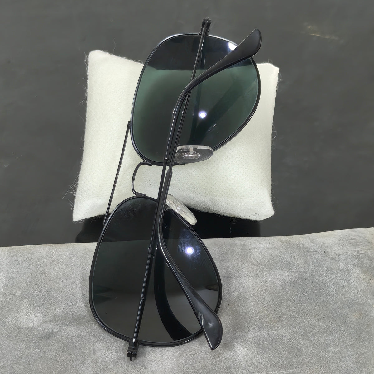 Lunette ray ben cobra aviator Italy original 
58/24
Prix 12000