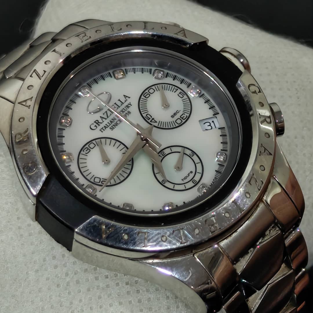 Montre Graziella en daiment original 
38mm