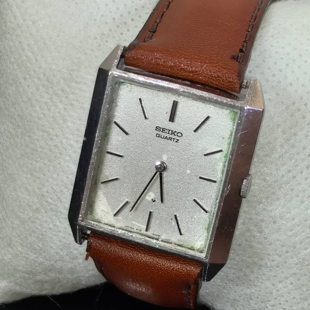 Montre Seiko quartz original/مليون وثلثمية 
36mm
Prix 13000