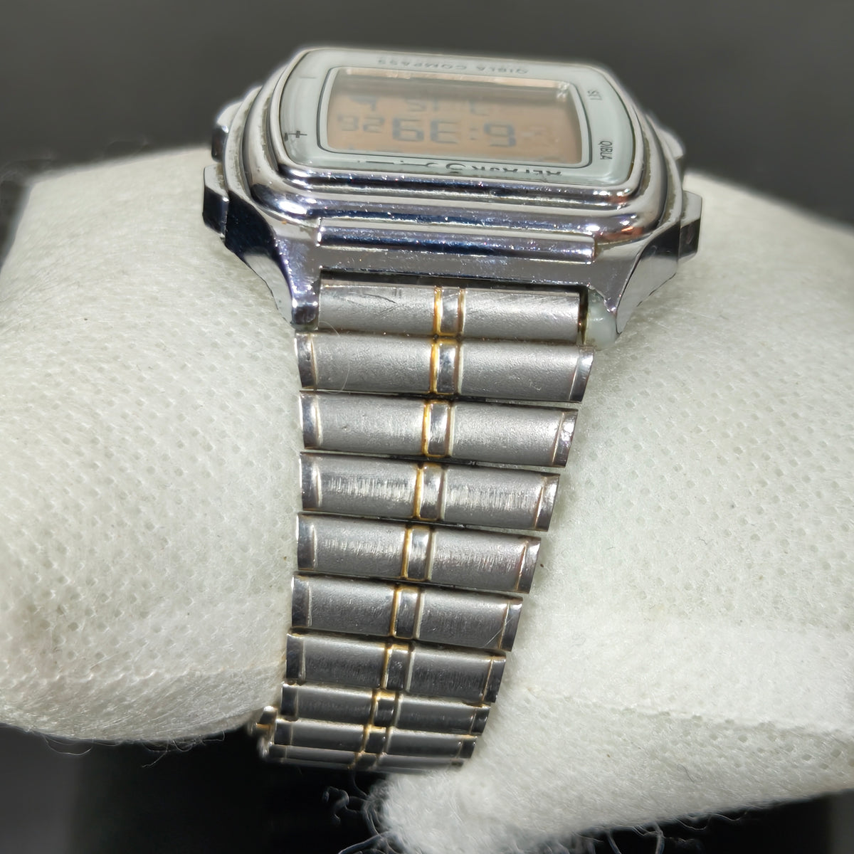 Montre alfajr quartz original 
40mm
Prix 11000
