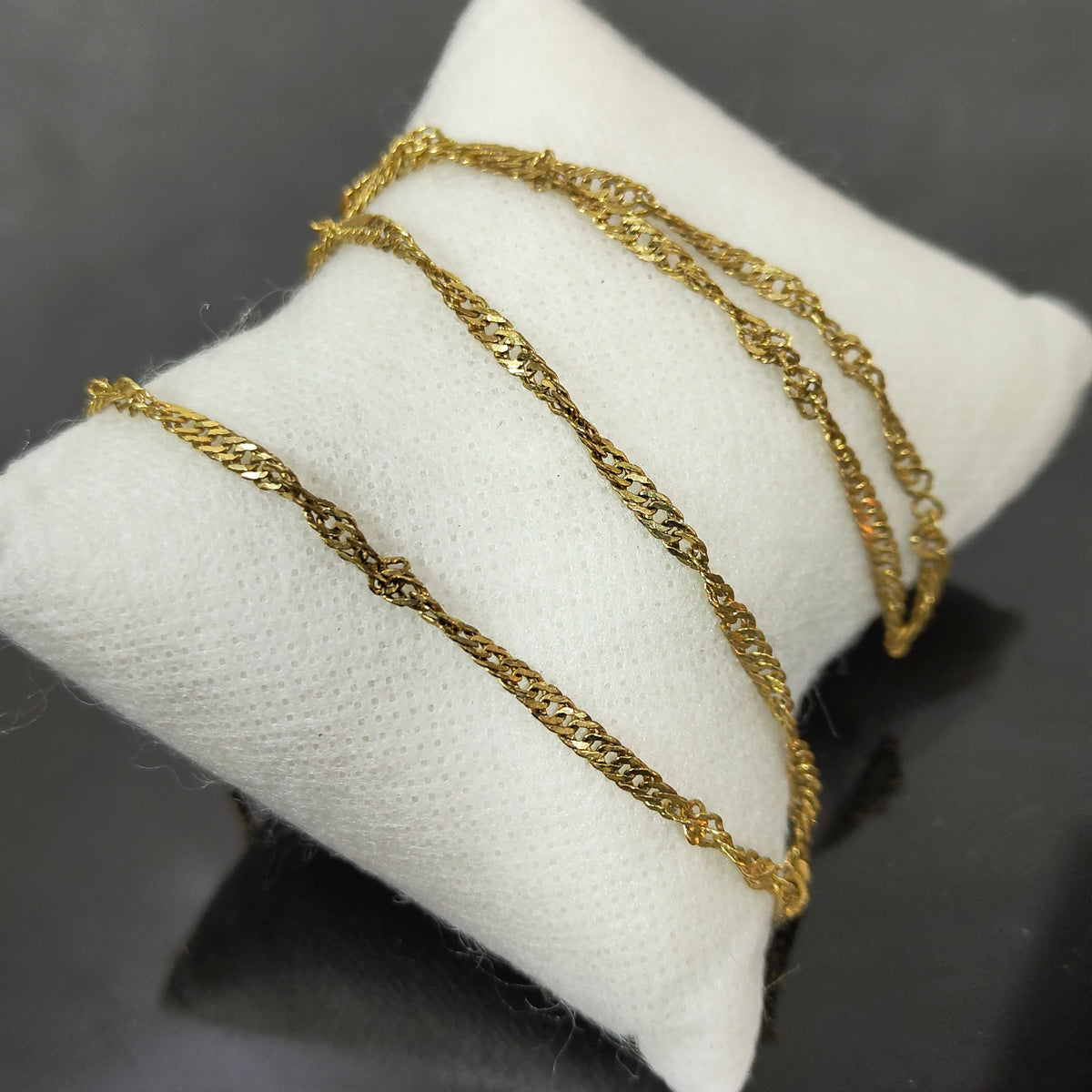 سلسلة بلاكي فرنسي 
طول مغلق 28cm