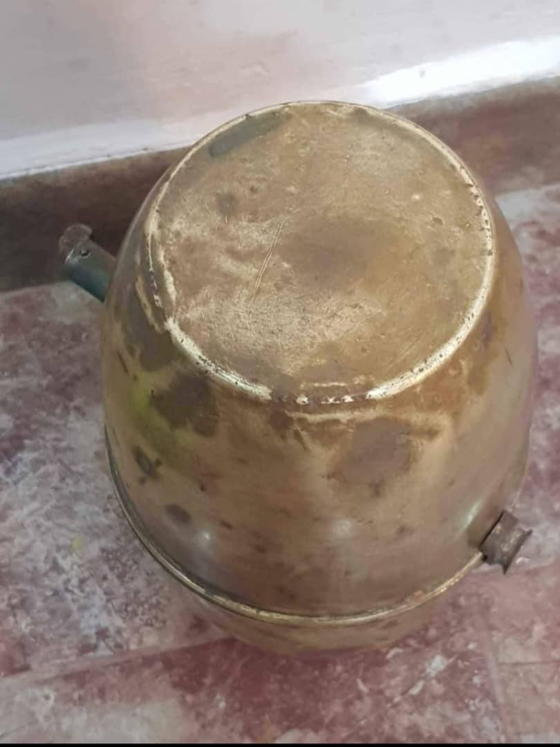 أنية نحاس قديمة ديكور طولها 35cm