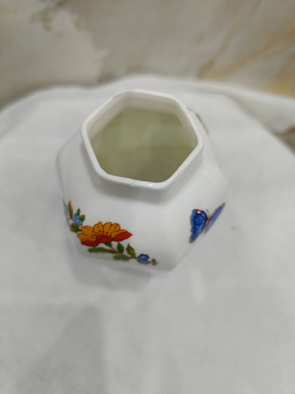 فازة تحفة طولها 14cm