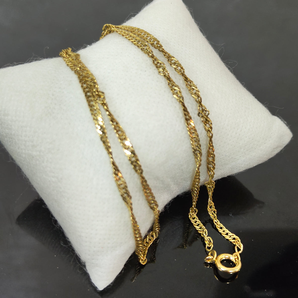 سلسلة بلاكي فرنسي 
طول مغلق 28cm