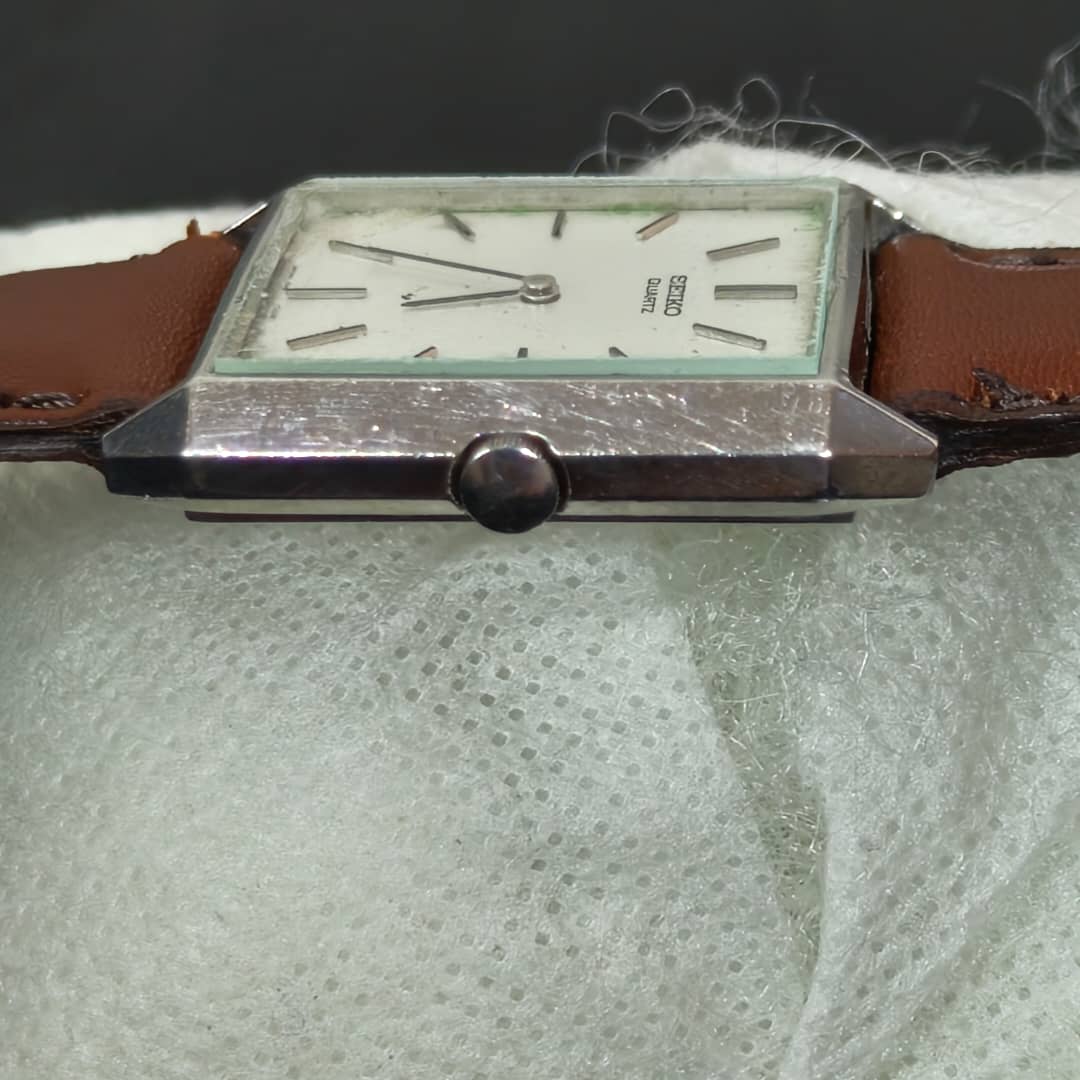 Montre Seiko quartz original/مليون وثلثمية 
36mm
Prix 13000