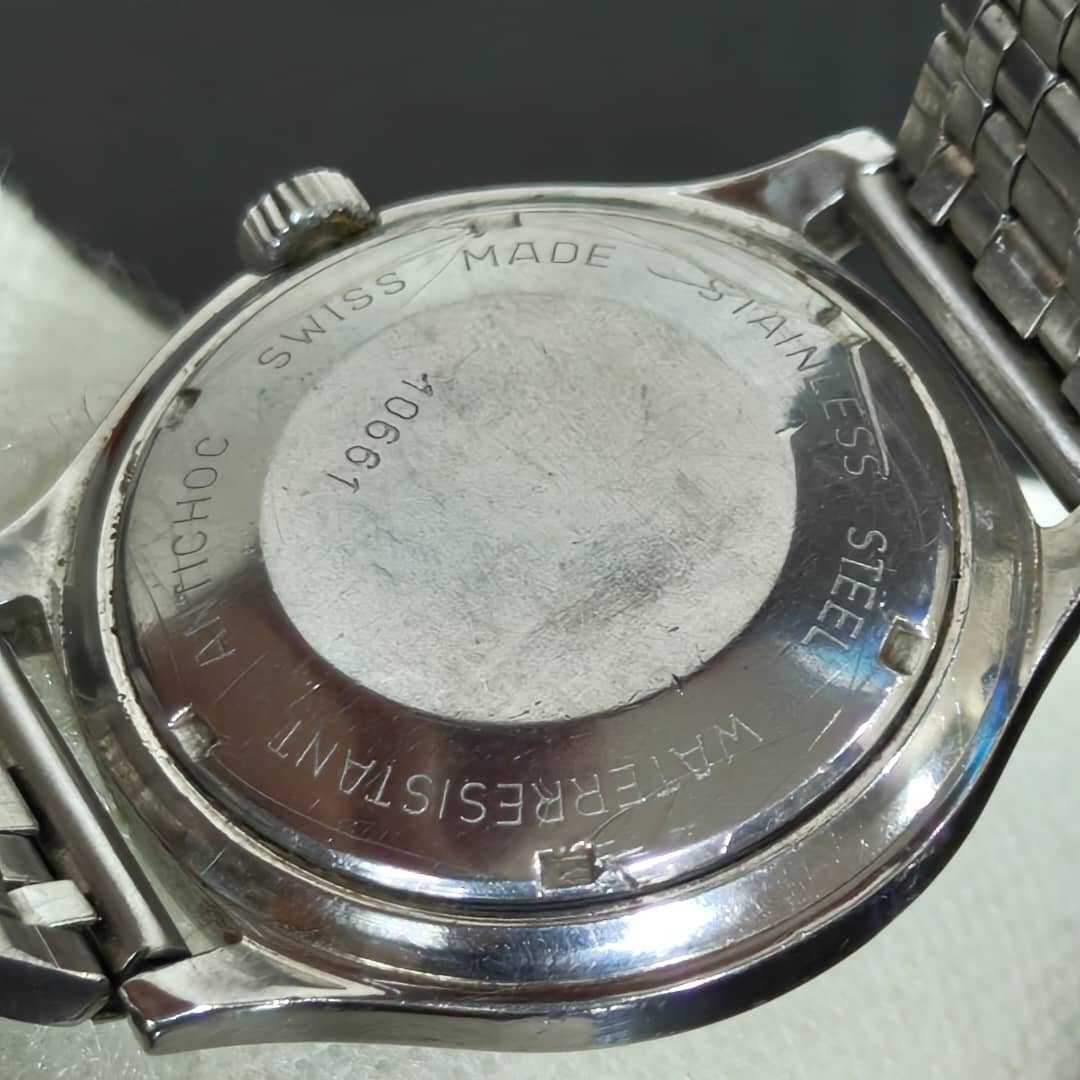 Montre Radiant blumar automatique original 
38mm
Prix 13000
