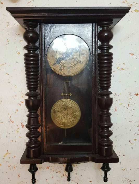 ساعة حائط طولها 45cm/35cm