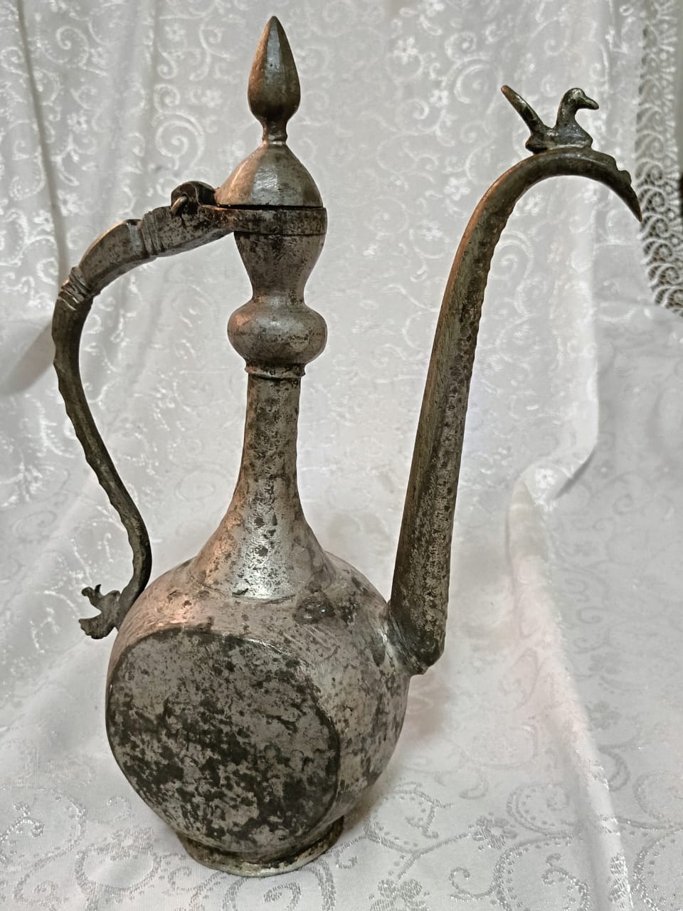 أنية عربية قديمة