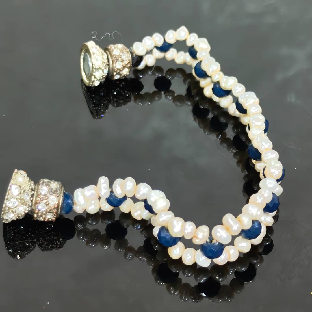 سوار نسائي بالجوهر حر 
طول 19mm
Prix 4500