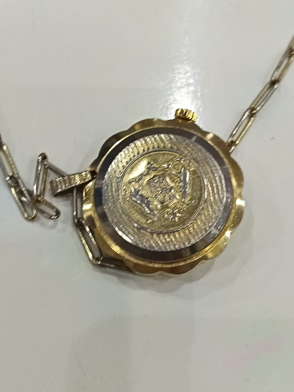 Montre gousset pendentif plaqué or