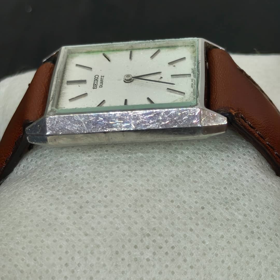 Montre Seiko quartz original/مليون وثلثمية 
36mm
Prix 13000