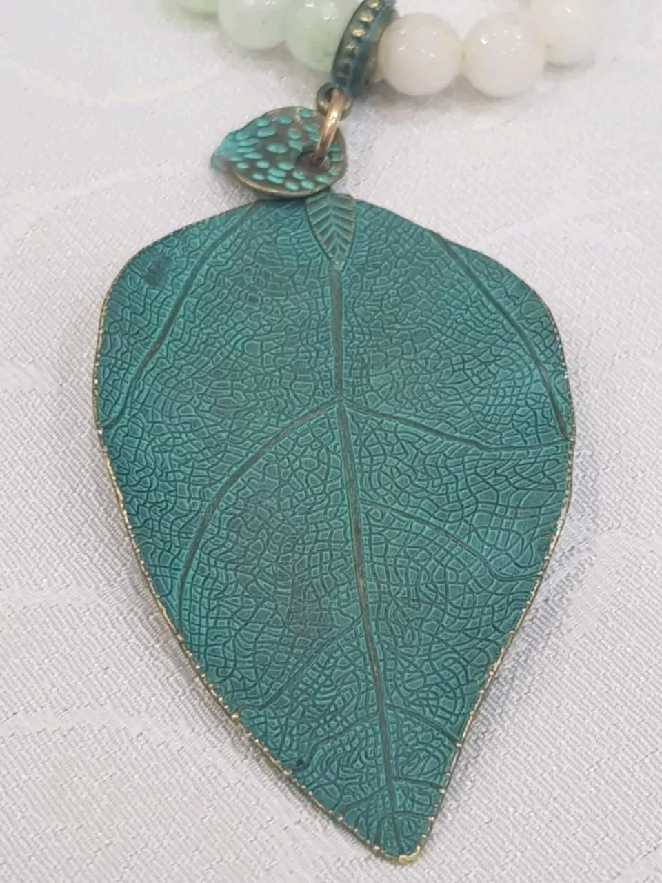 عقد بحجر عقيق طوله مغلق 35cm