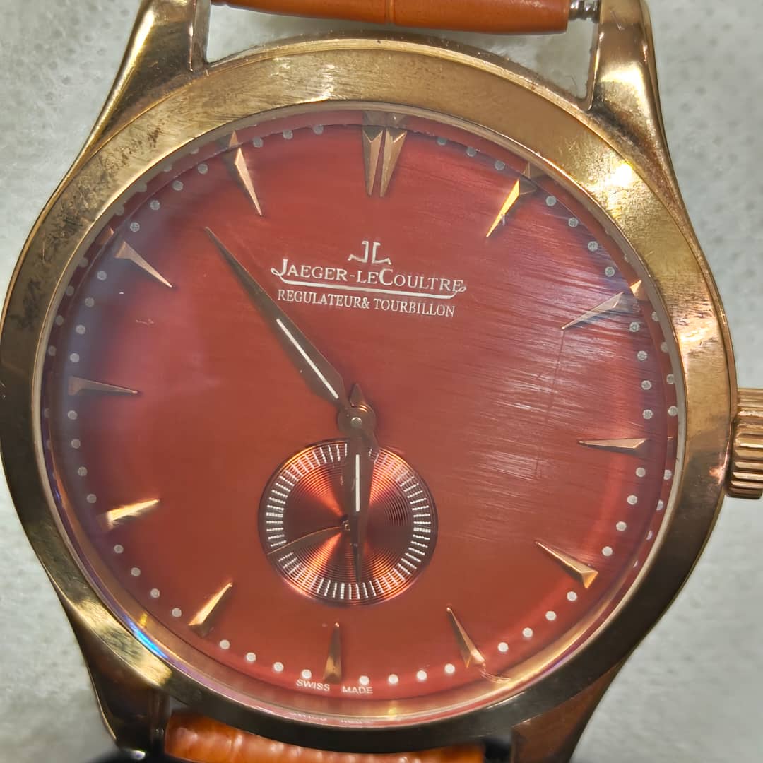 Montre Jaeger - lecoltre régulateur & tourbillon Quartz/ثلاثة ملايين ونصف 
40mm
Prix 35000