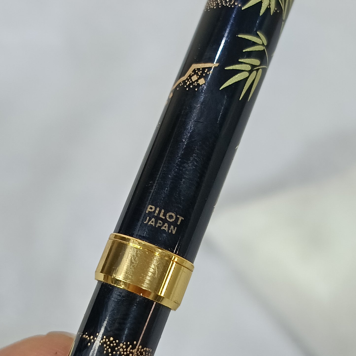 Stylo pilot japanرسومات ذهب