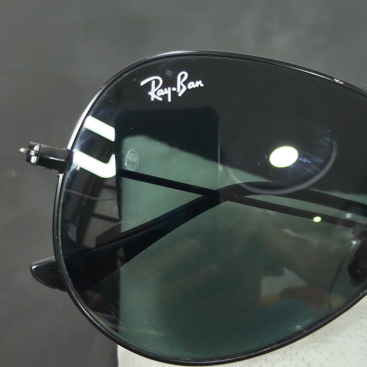 Lunette ray ben cobra aviator Italy original 
58/24
Prix 12000