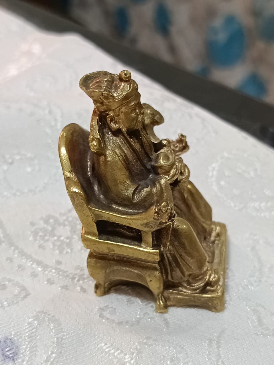 تحفة صينية من برونز للديكور