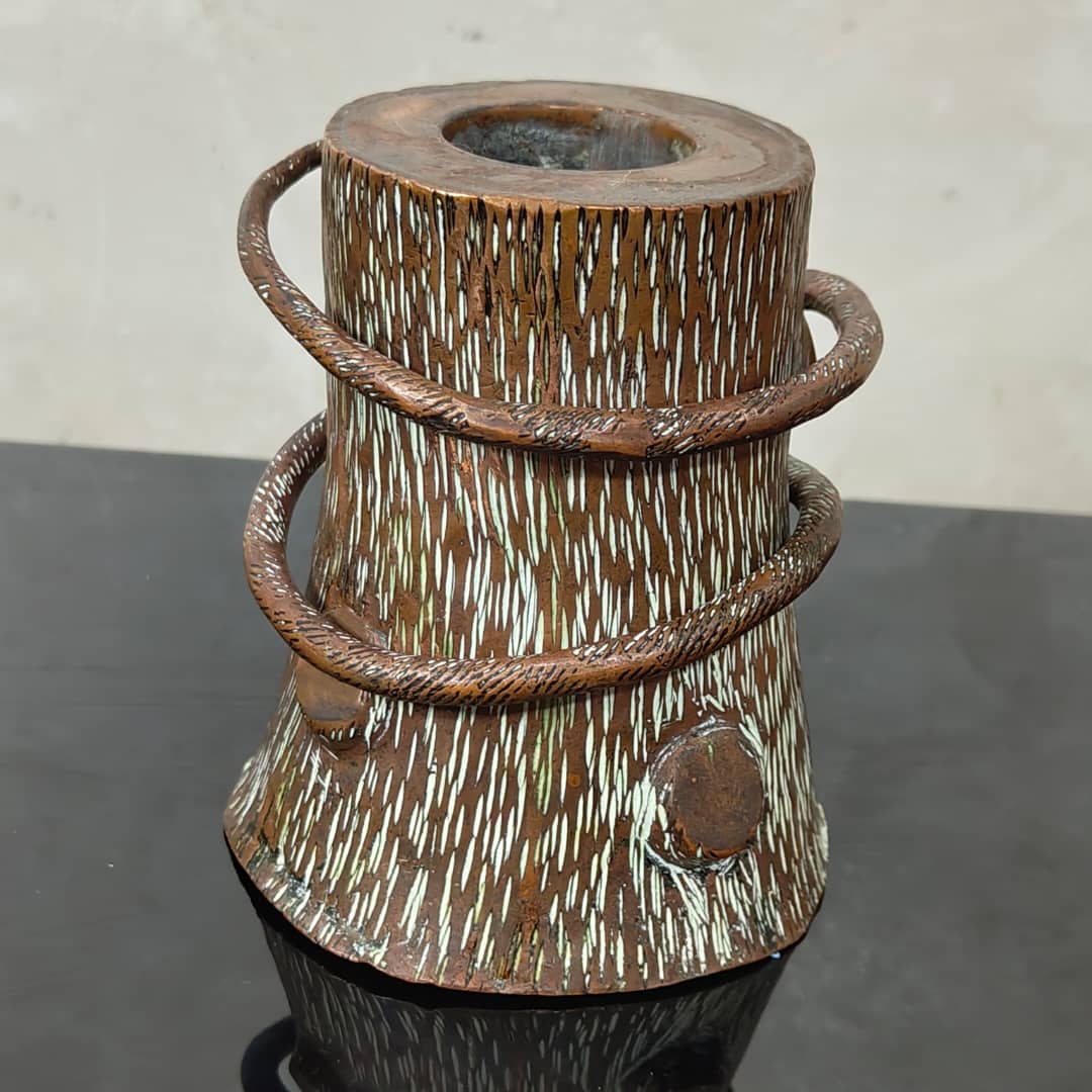 Ancien pogoire en bronze rare 
13/10cm