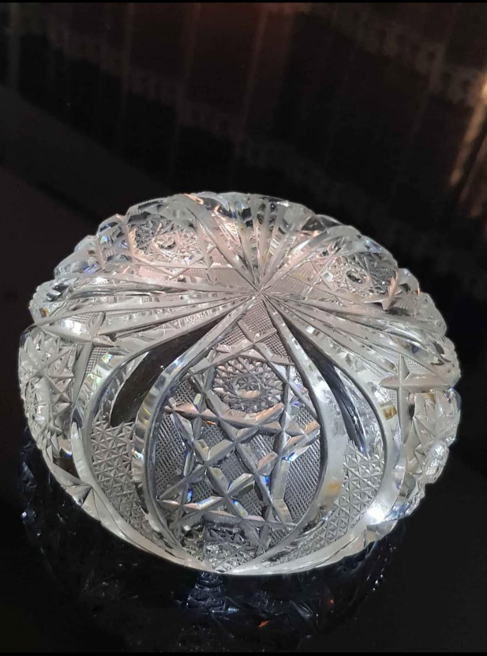 سندري من كرستال منقوش 14cm