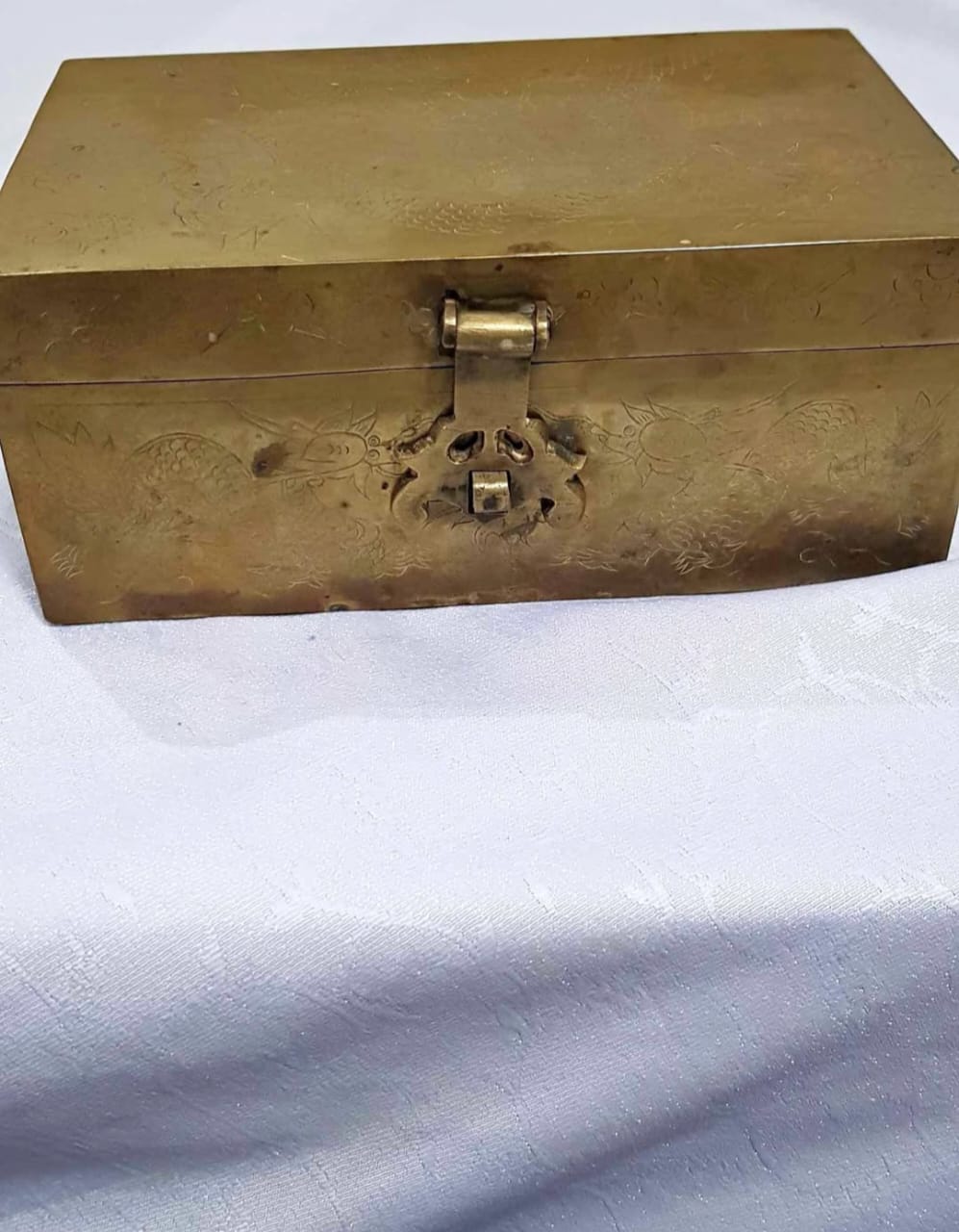صندوق مجوهرات صيني قديم نحاس وخشب 20cm/12cm
