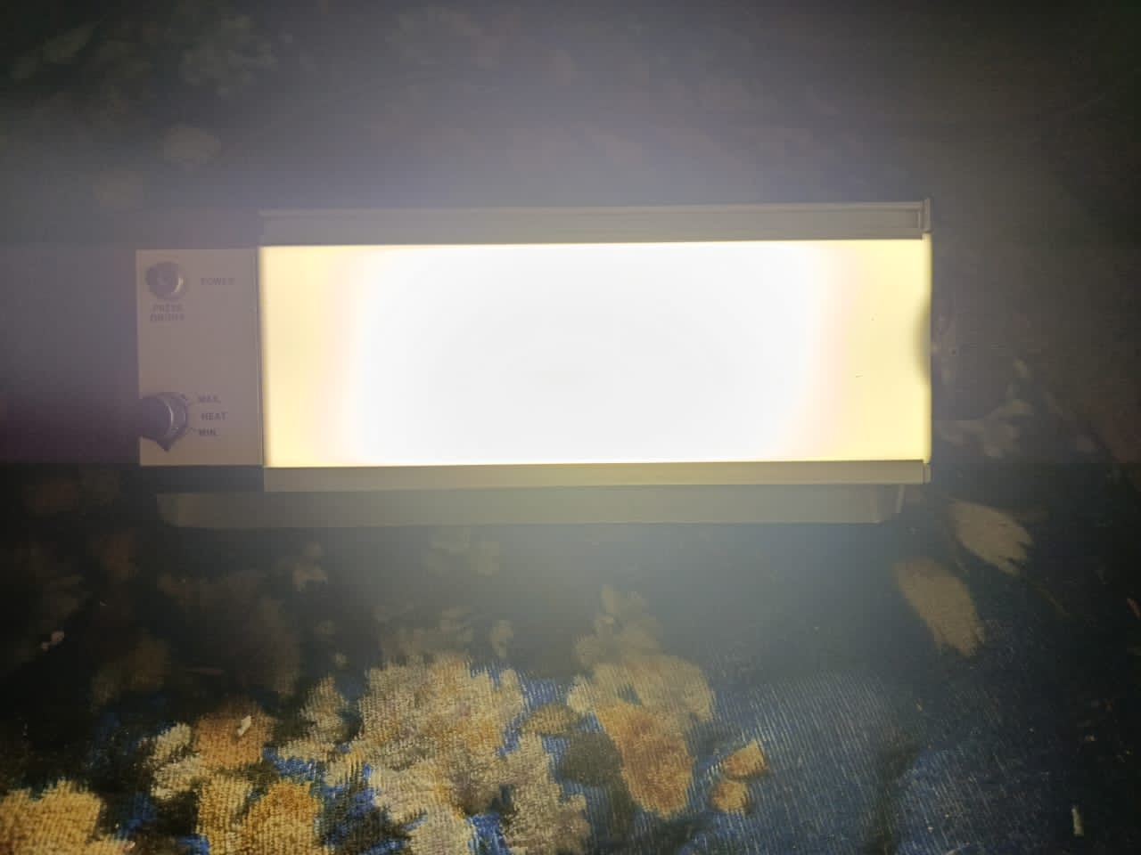 جهاز إضاءة طبي