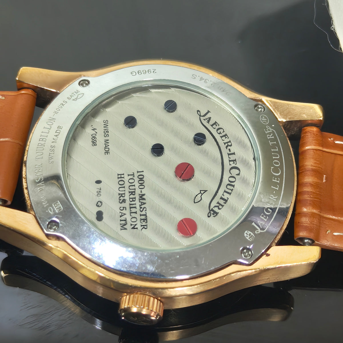 Montre Jaeger - lecoltre régulateur & tourbillon Quartz/ثلاثة ملايين ونصف 
40mm
Prix 35000