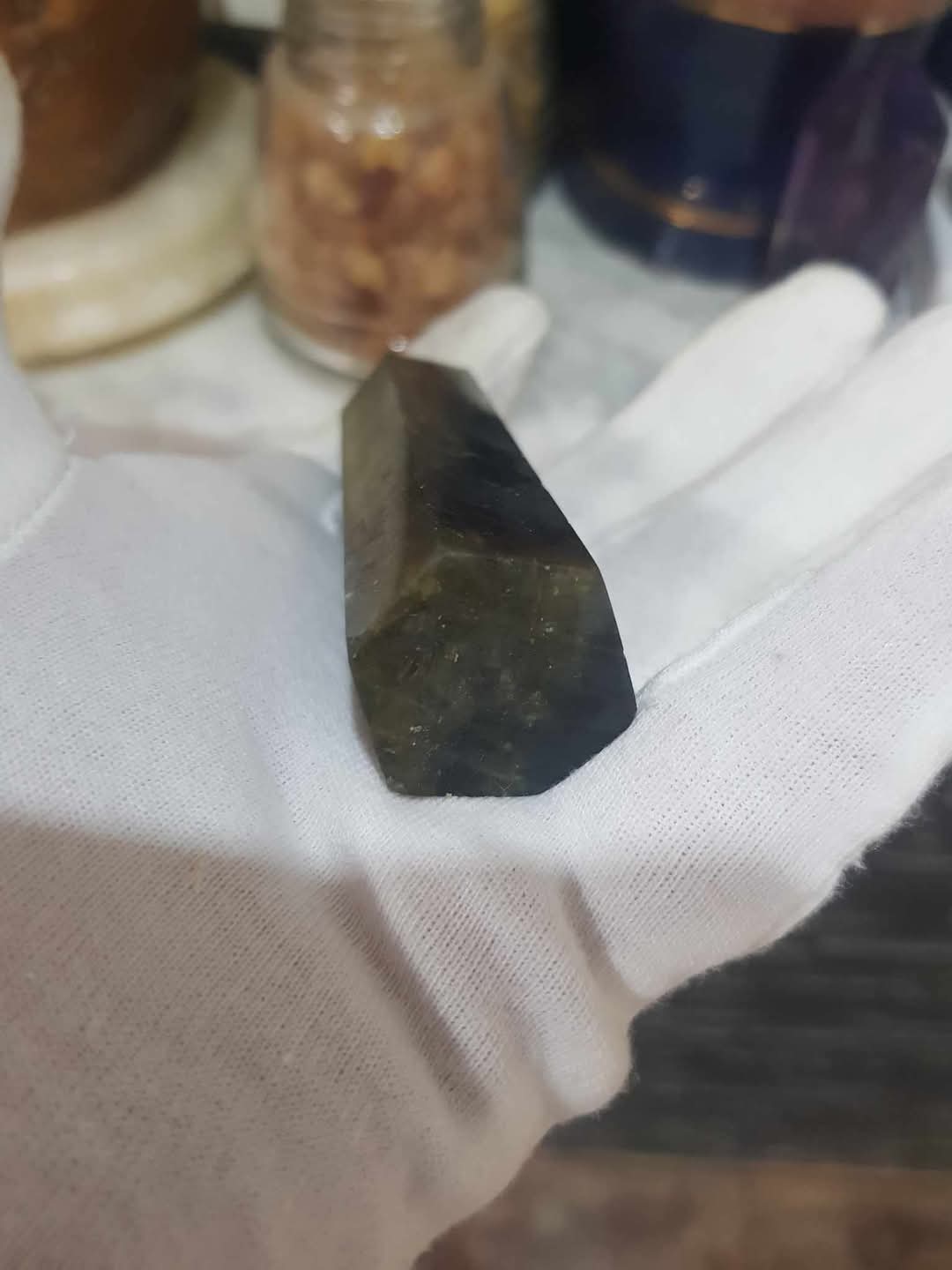 حجر طاووس خام طول 10cm