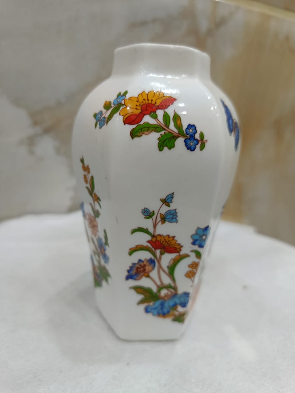 فازة تحفة طولها 14cm