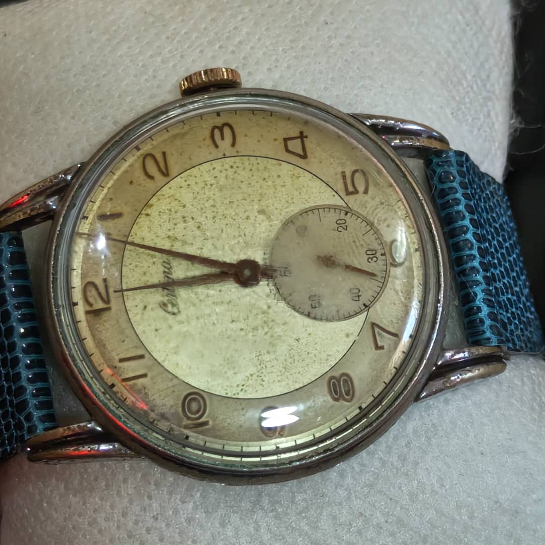 Montre certina mécanique vintage original 
40mm
Prix 25000