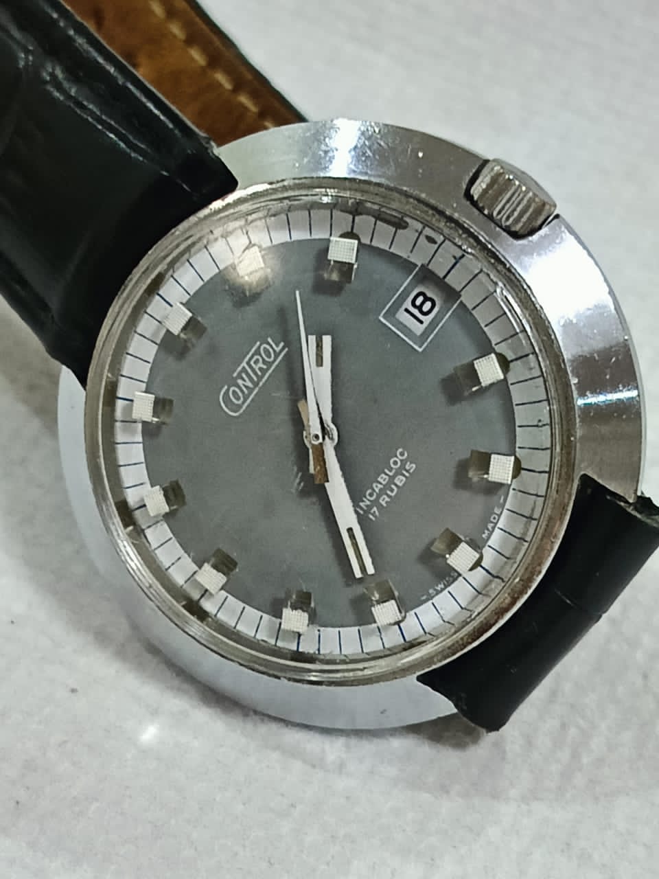 Montre mécanique rar