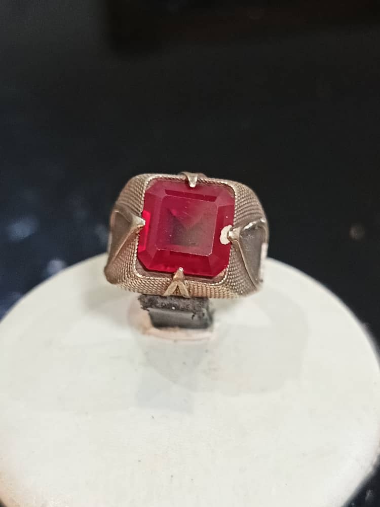 خاتم فضة بحجر ياقوت