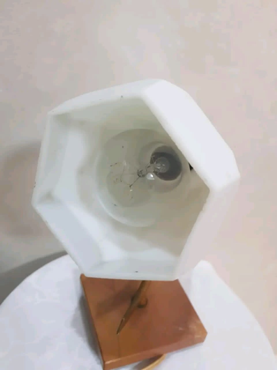 فيوزة قديمة من نحاس ورخام
25cm/20cm
