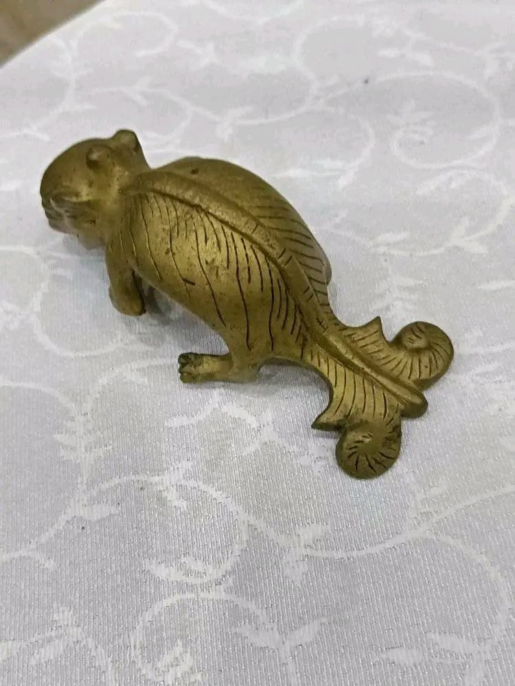 تحفة من برونز ديكور طولها 12cm