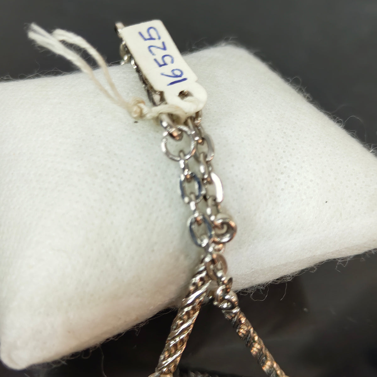 سلسلة acier inoxydable 
طول مغلق 18cm