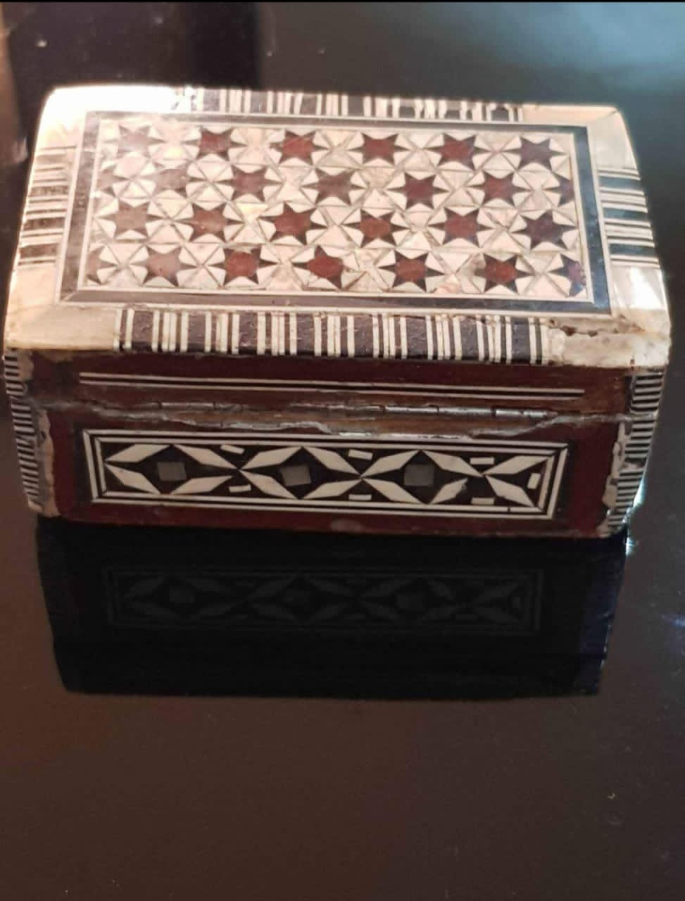 صندوق مطعم بالصدف 15cm