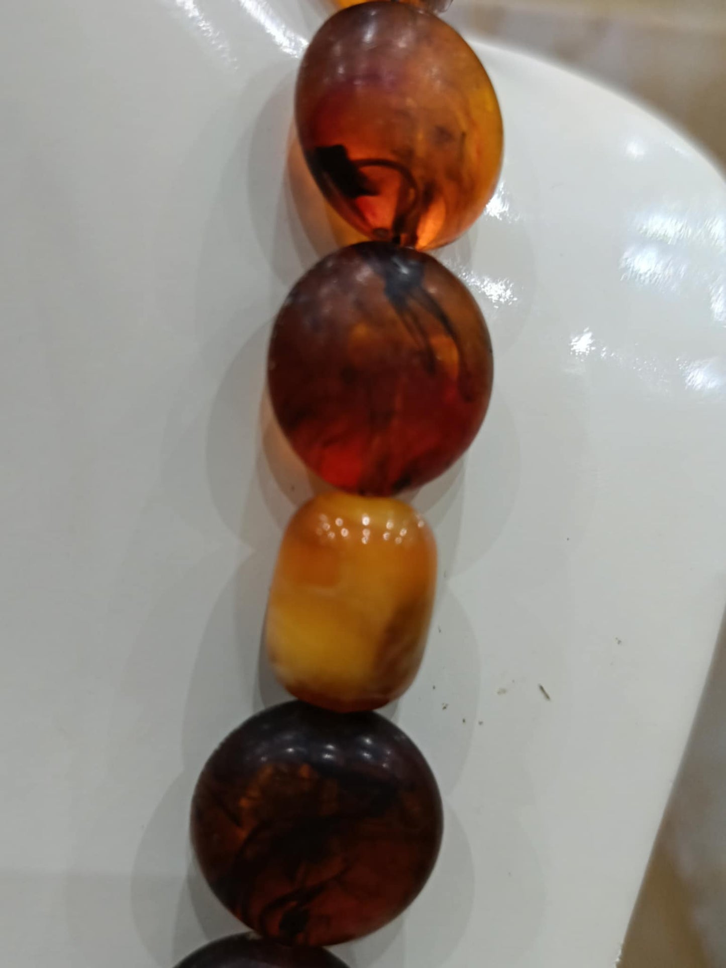 عقد كهرمان عطر وفضة