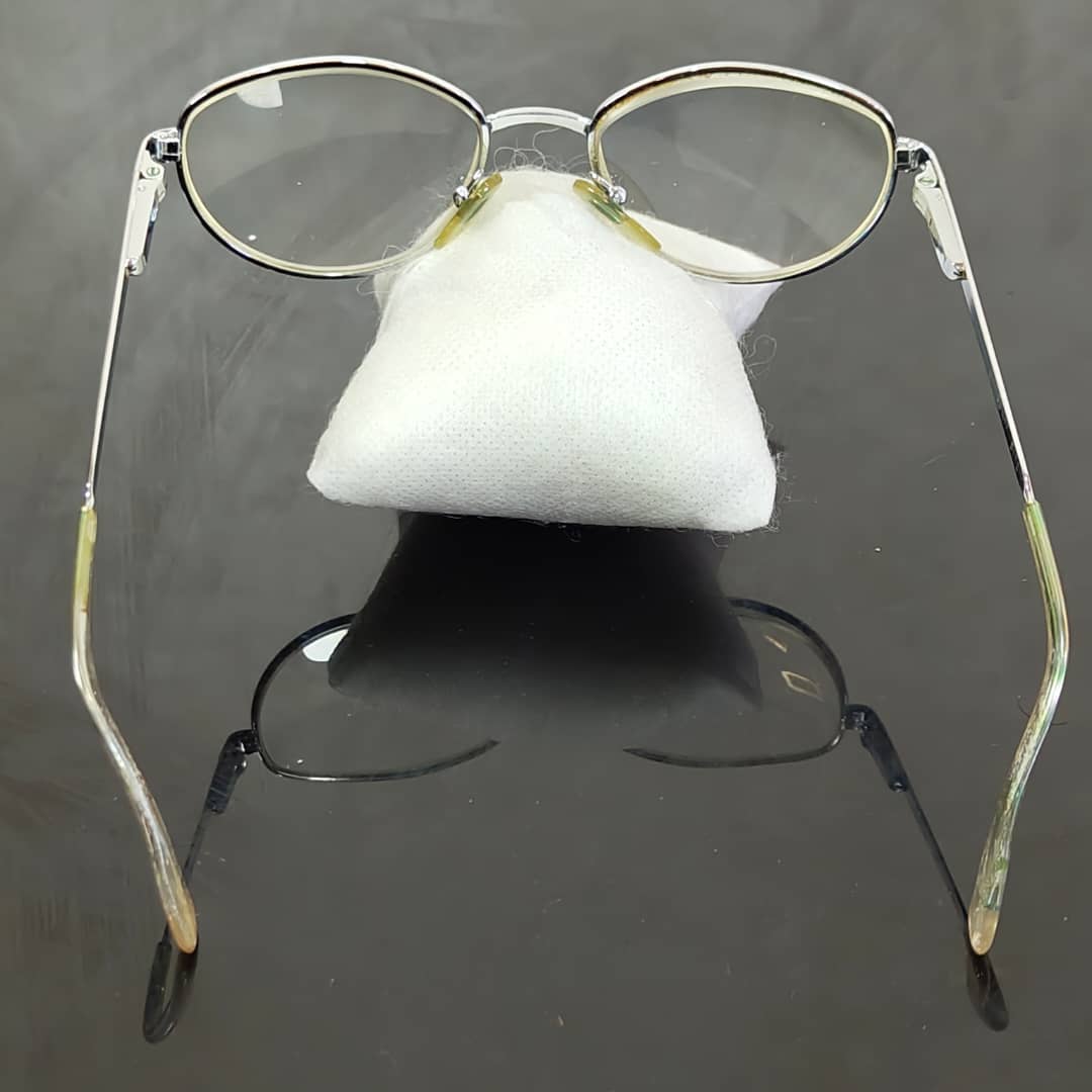 Cadre du lunette femme original 
50/17
Prix 5500