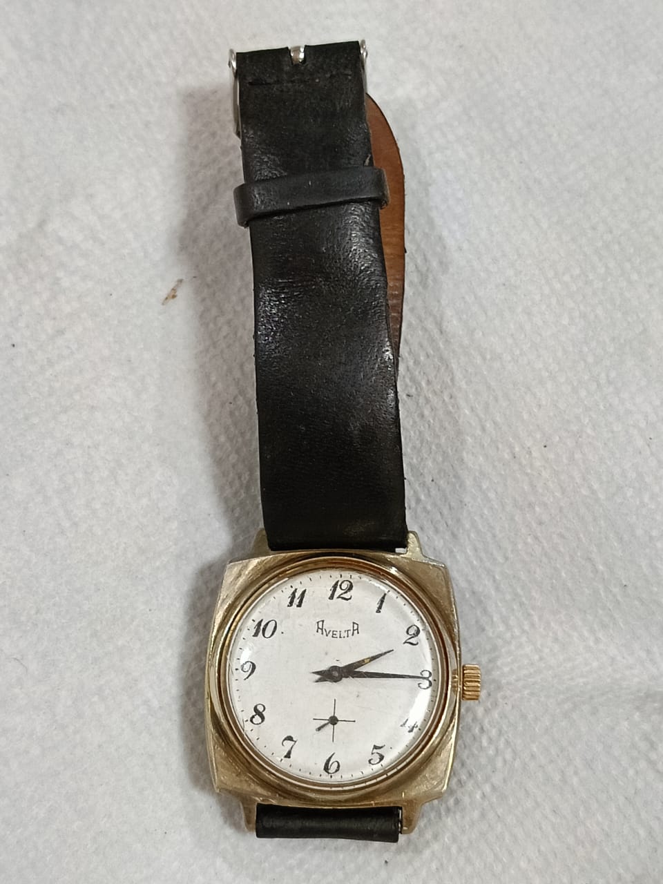 Montre avelta mécanique