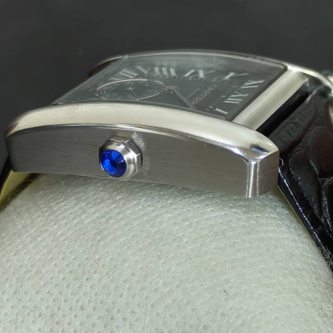Montre cartier automatique super 
40mm
Prix 38000